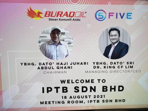 Kunjungan Hormat Pengerusi dan CEO Five 7
