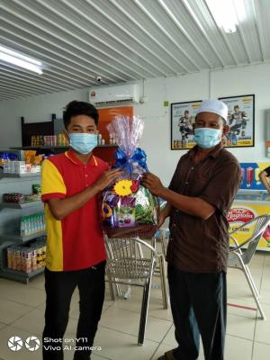 Pemenang cabutan bertuah BURAQ OIL GUNUNG SEMANGGOL