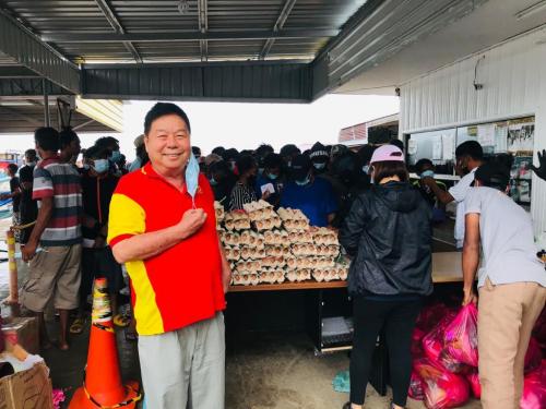 CSR Program under SS Petroleum; Giving essential food to 400 customers of Buraqoil at Semporna, Sabah